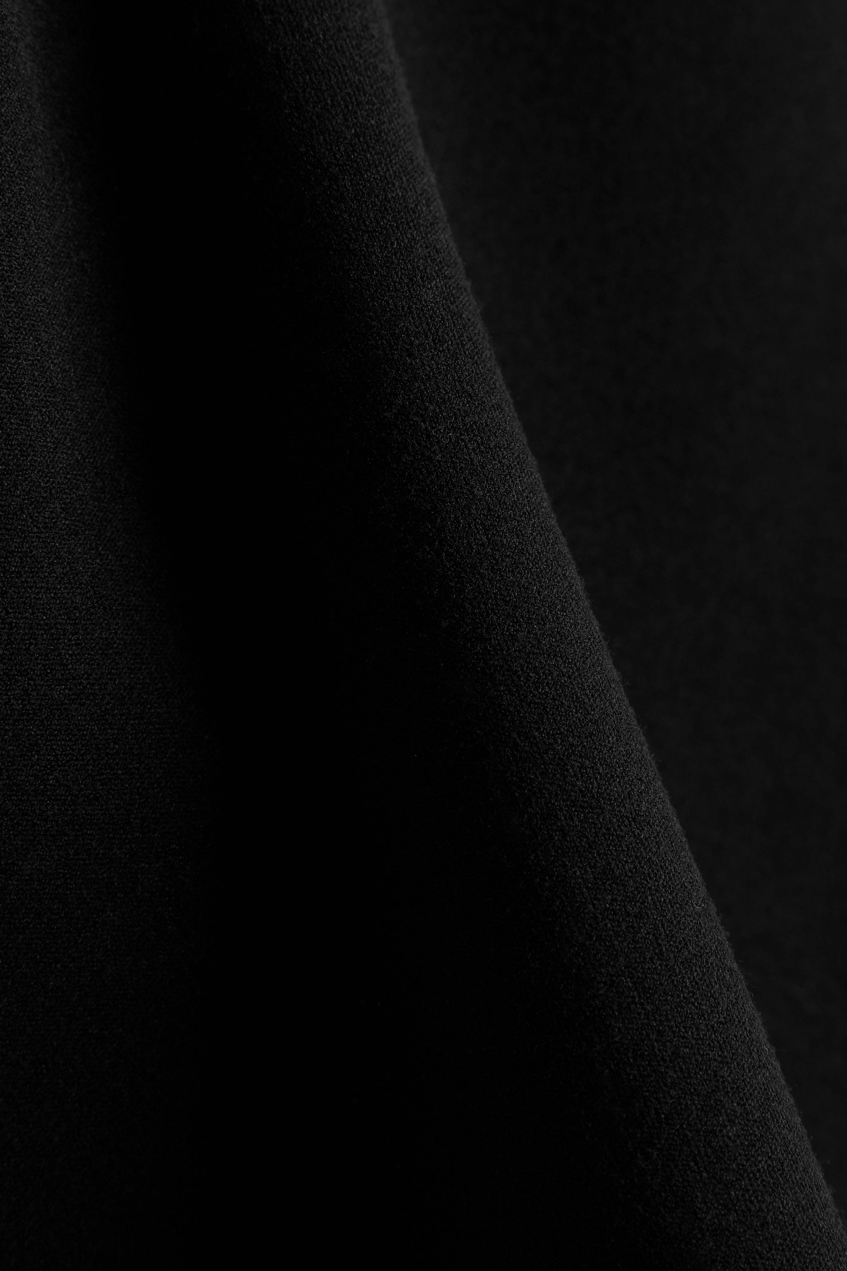 Cloudform® Scrunch Top - Black