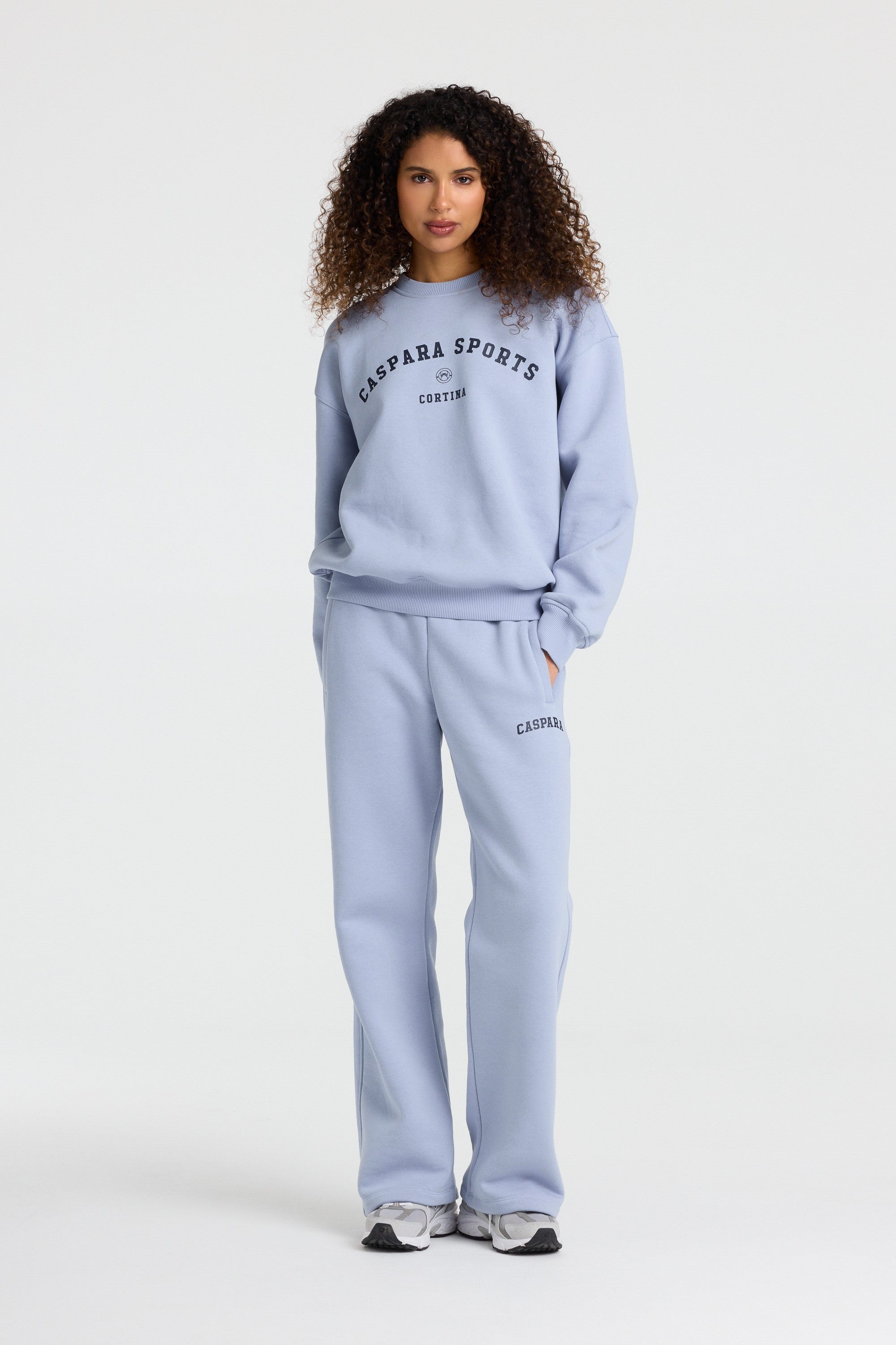 W. Cortina Crewneck - Vintage Blue
