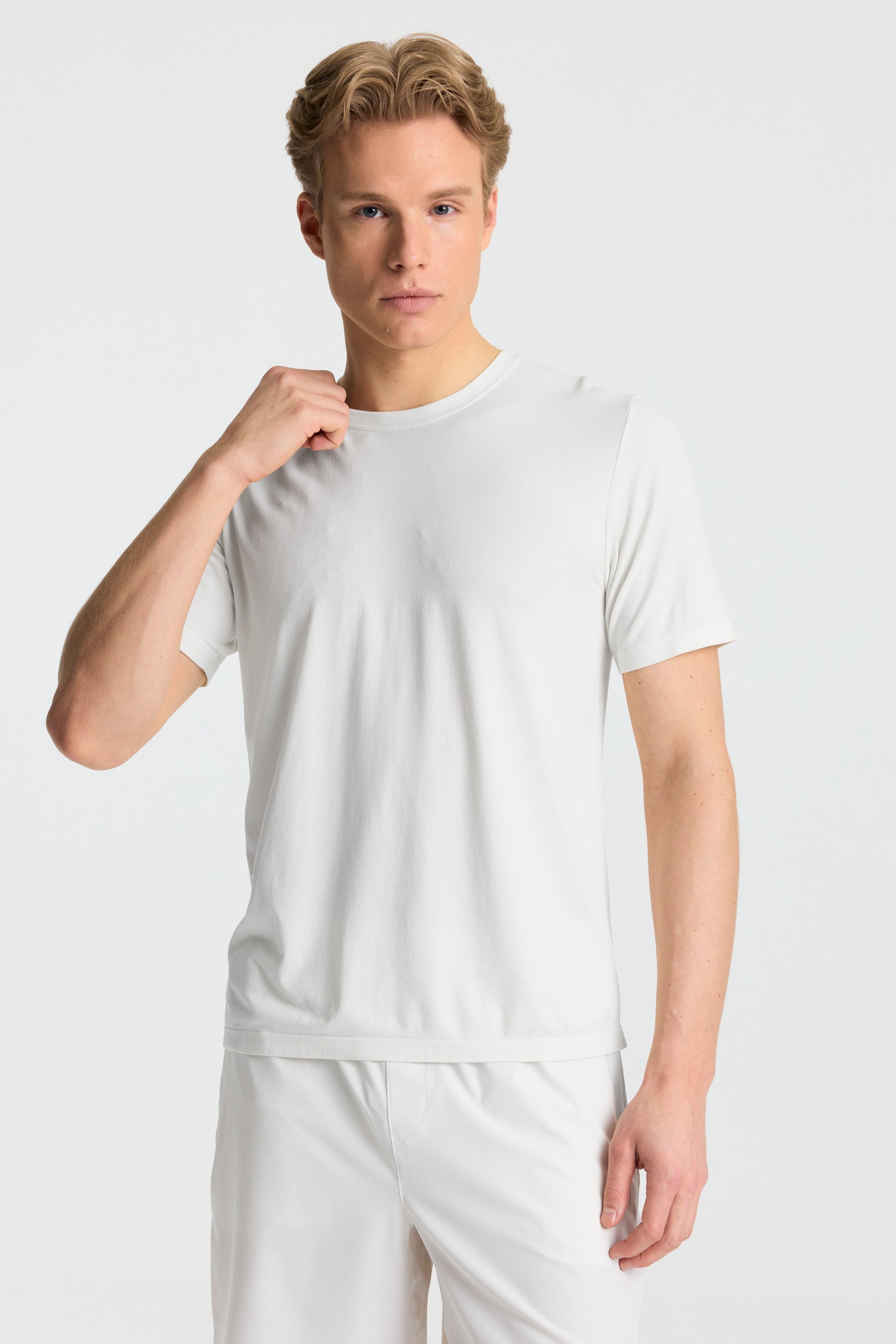M. Seamlite® Tee - White
