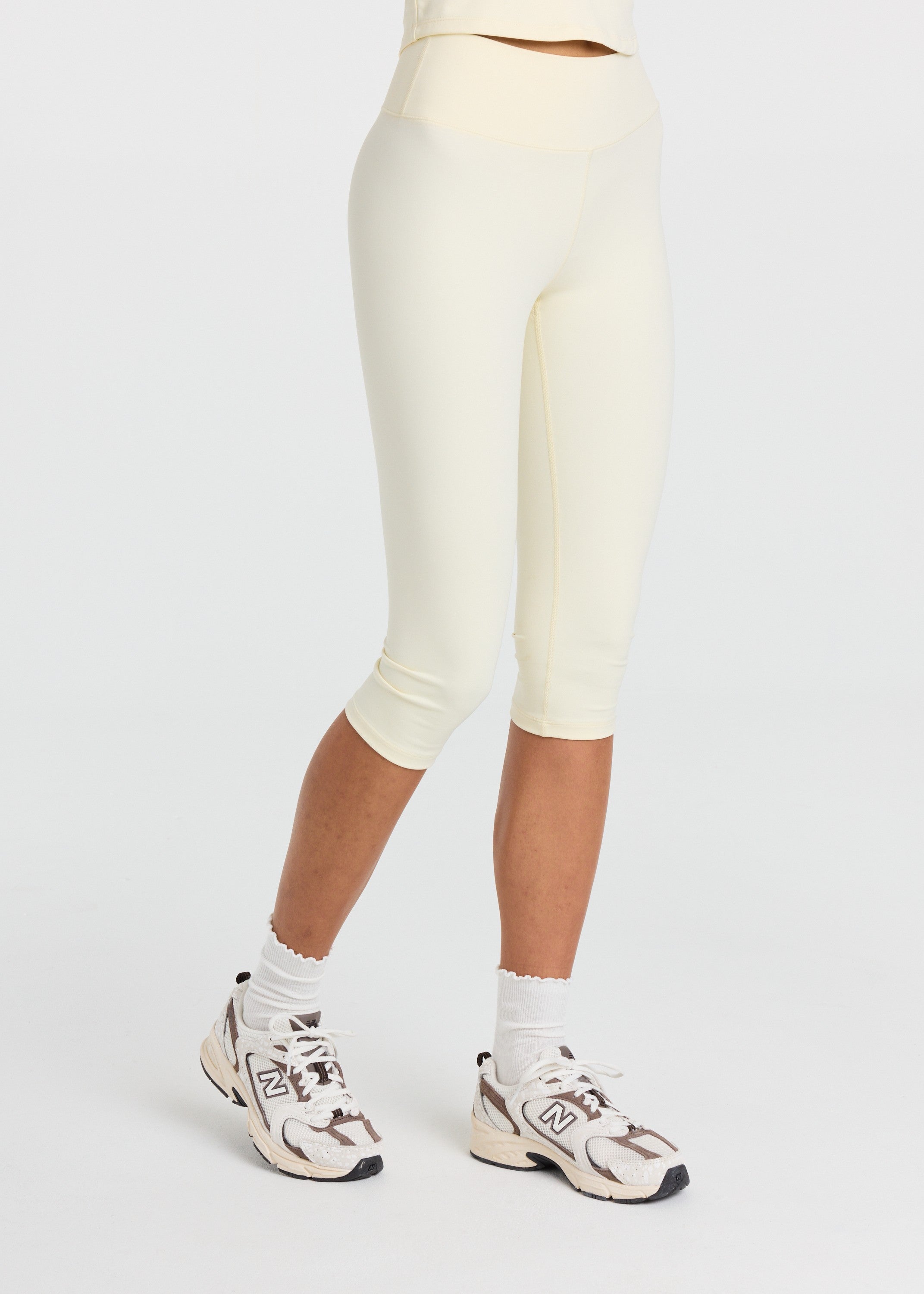 Cloudform® Capri - Butter Yellow