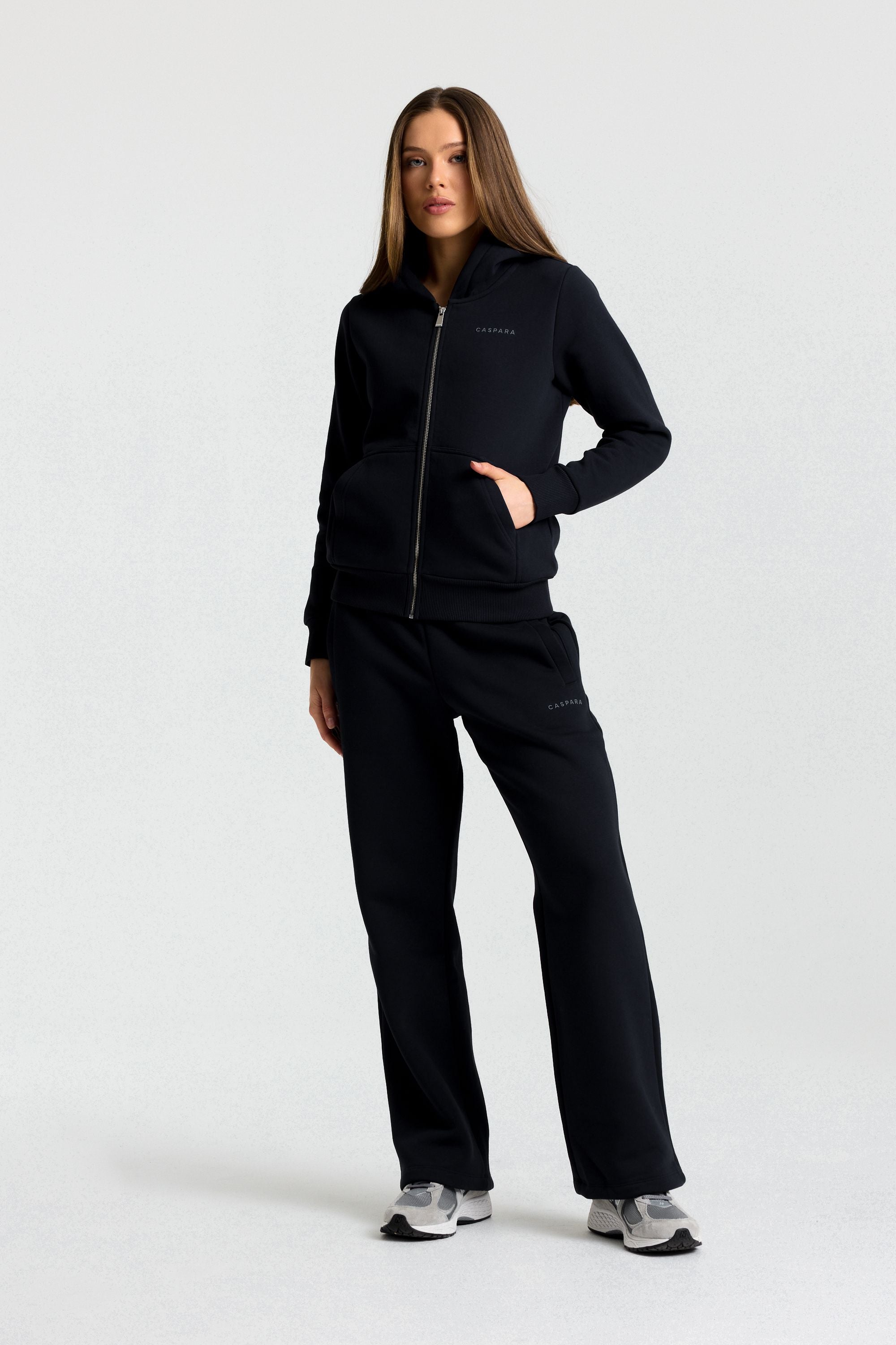 W. Cosmo SL Sweatpants - Black