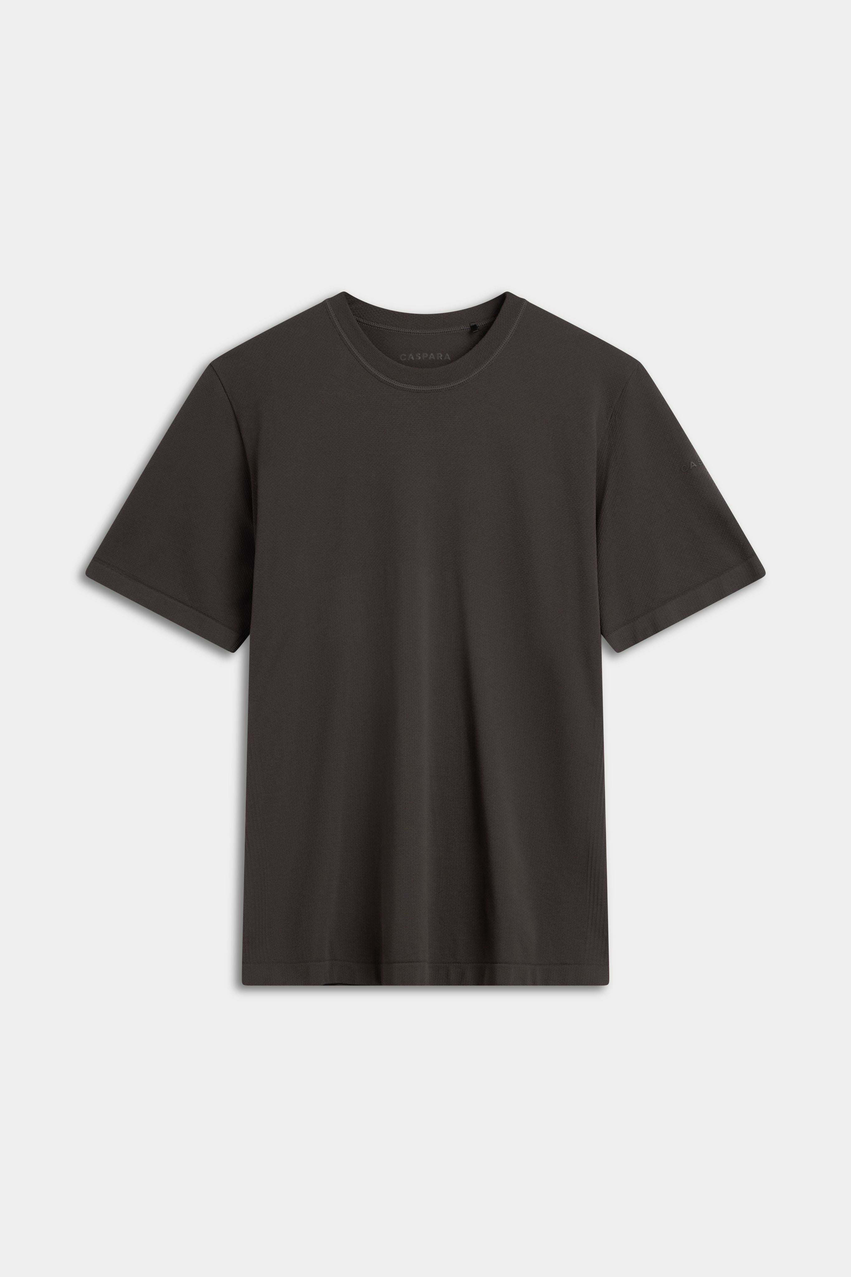 Front view of the CASPARA Seamlite tee in espresso against a light grey background.
