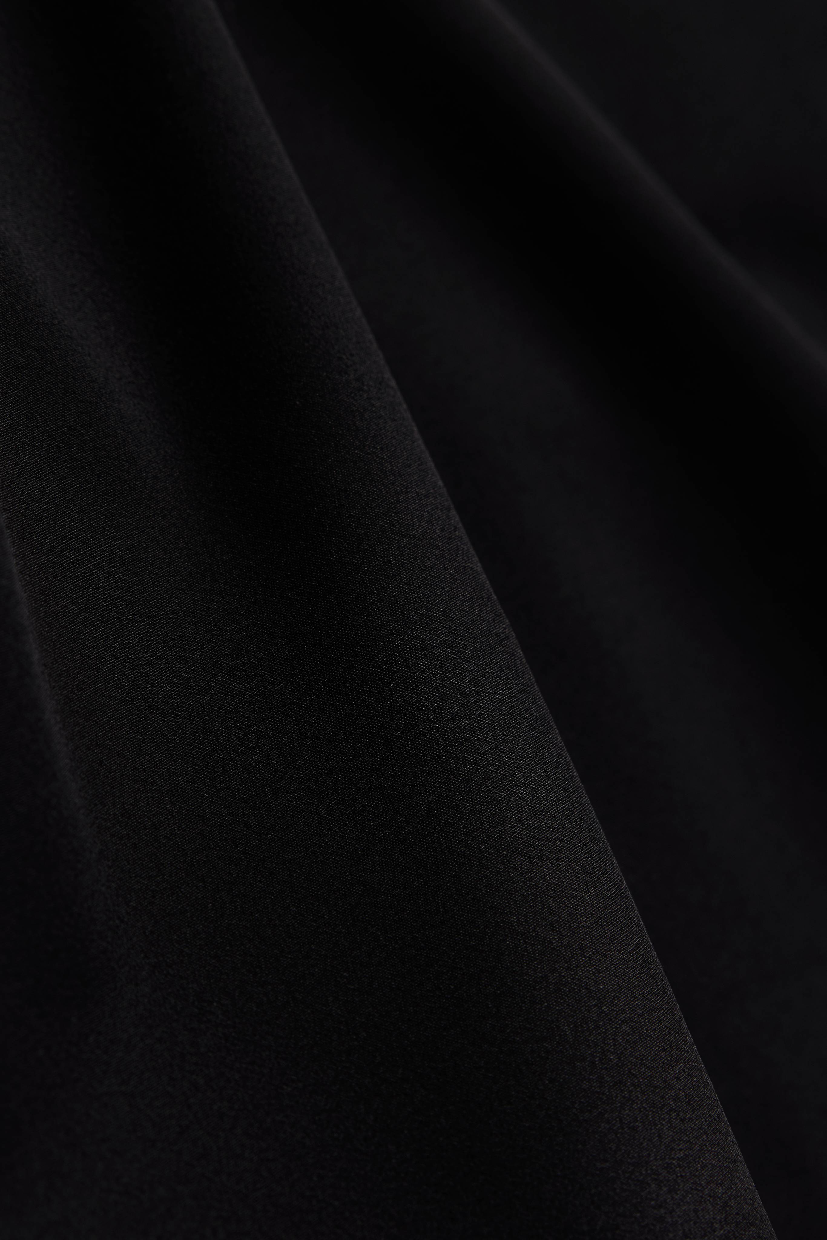 Windluxe® Jacket - Black