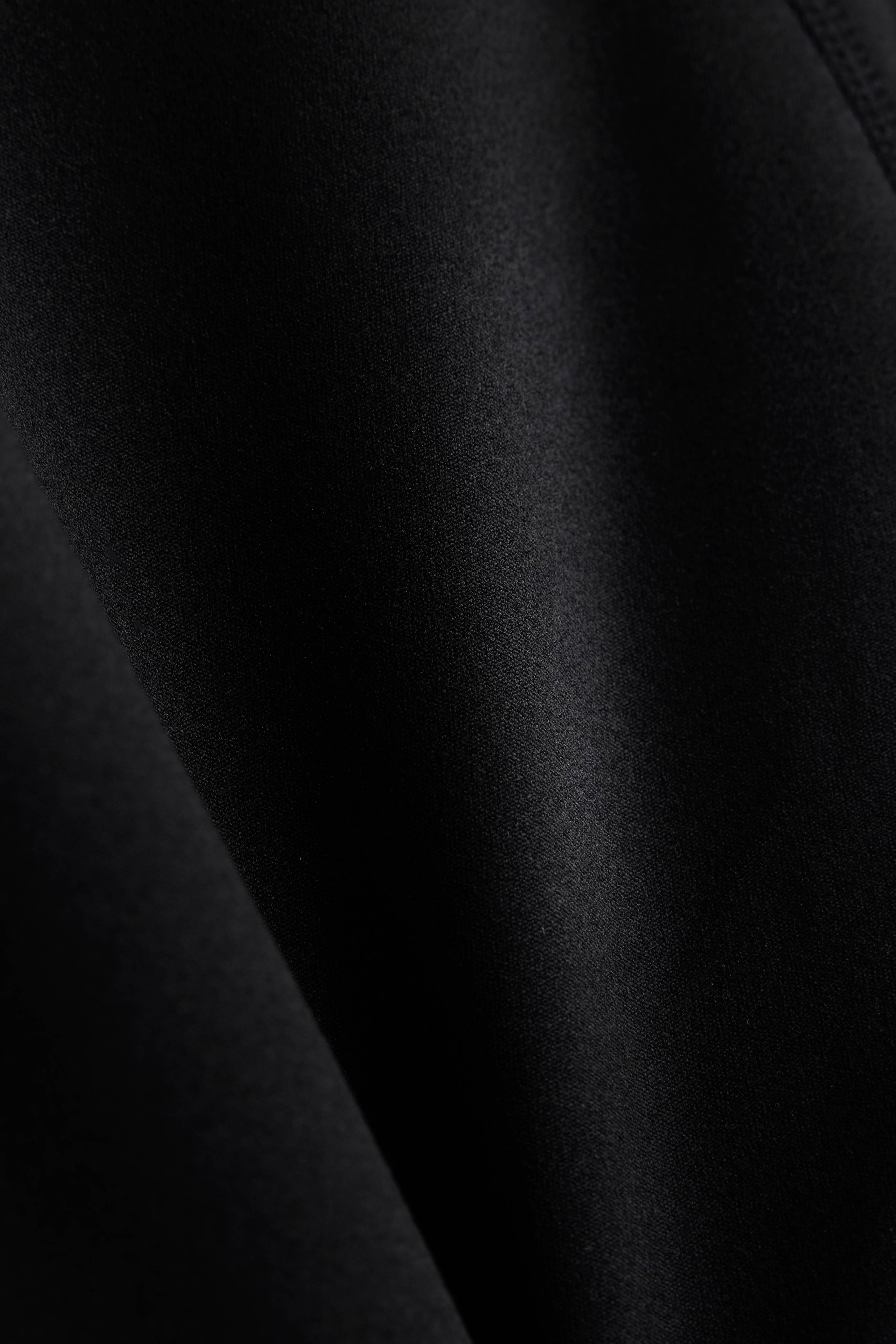 Cloudform® Shorts - Black