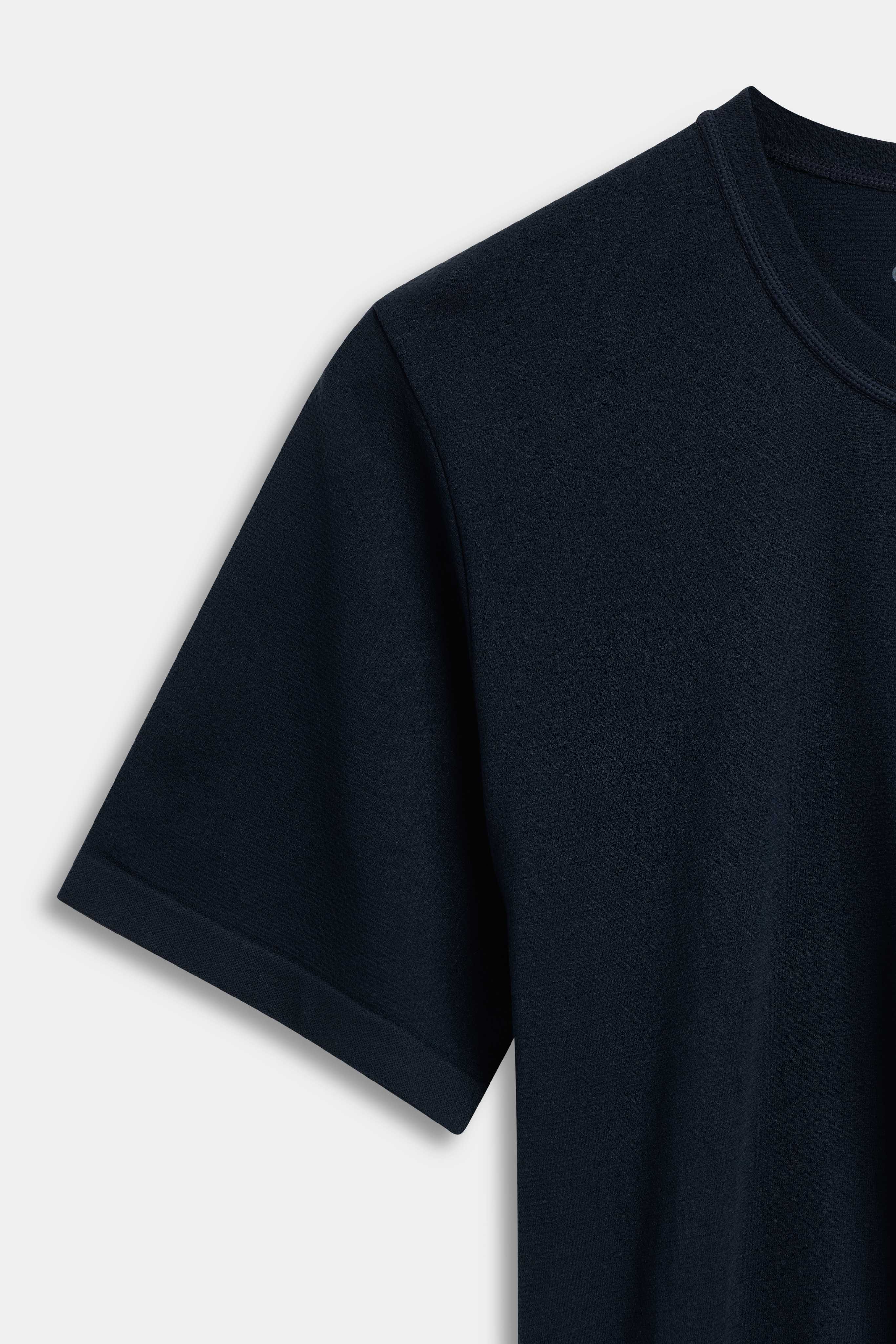 M. Seamlite® Tee - Navy